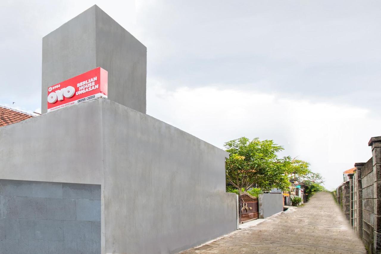 OYO 2984 Berlian House Ungasan Hotel Jimbaran  Bagian luar foto